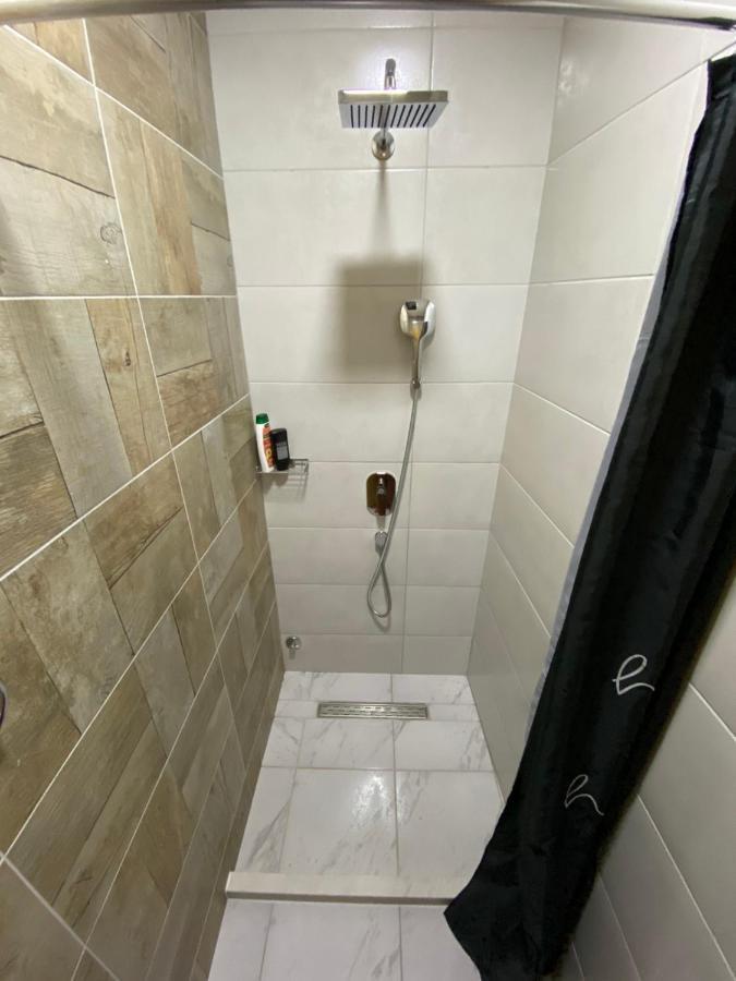 Deluxe Apartment Tuzla Luaran gambar