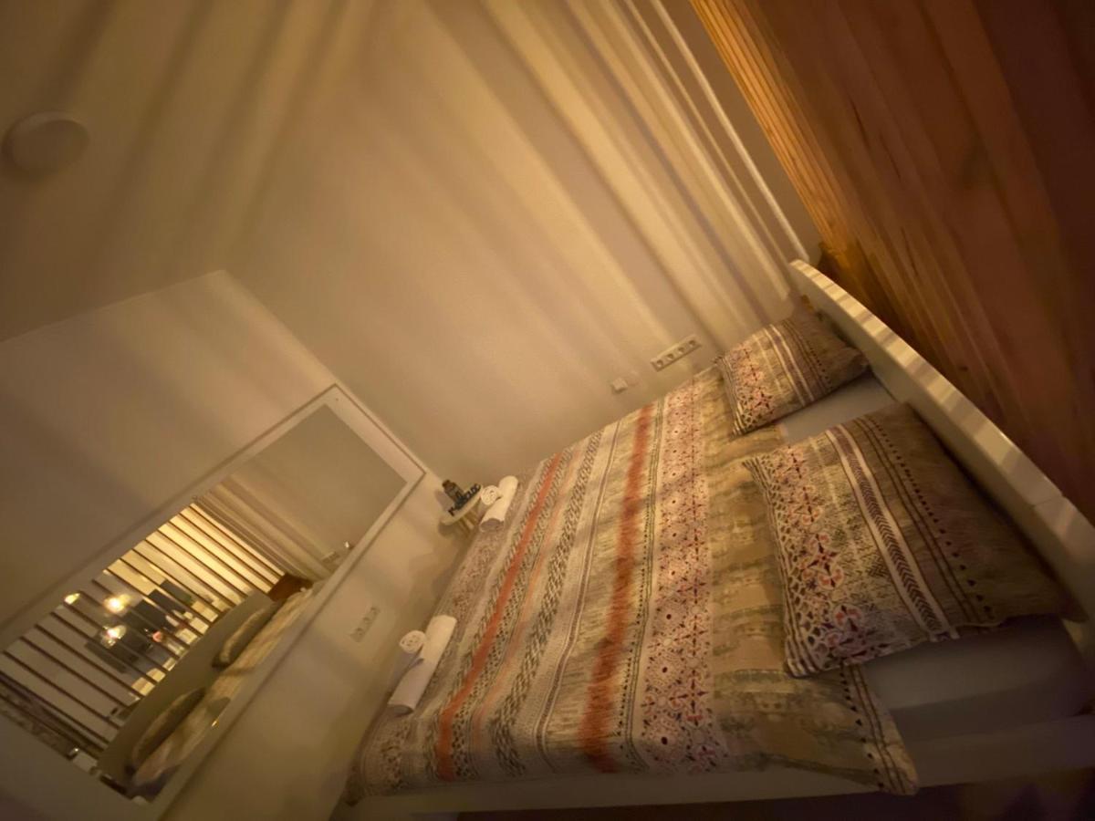 Deluxe Apartment Tuzla Luaran gambar